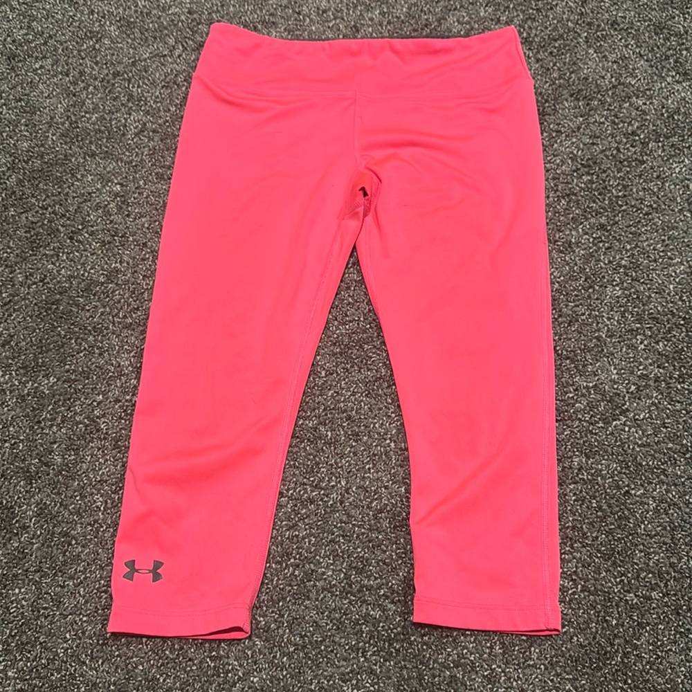 Breast cancer under armour heat gear capri leggings